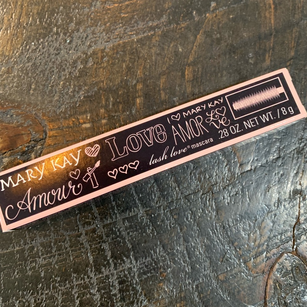 Mary Kay love lash mascara